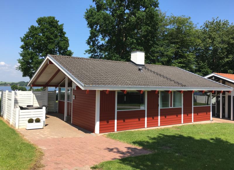 Sehr hoher Qualitt ! Komplett neurenoviert. Meerblick. Sehr Kinderfreundlich. Nur 150 M. zum Strand, Freibad oder Spielplatz