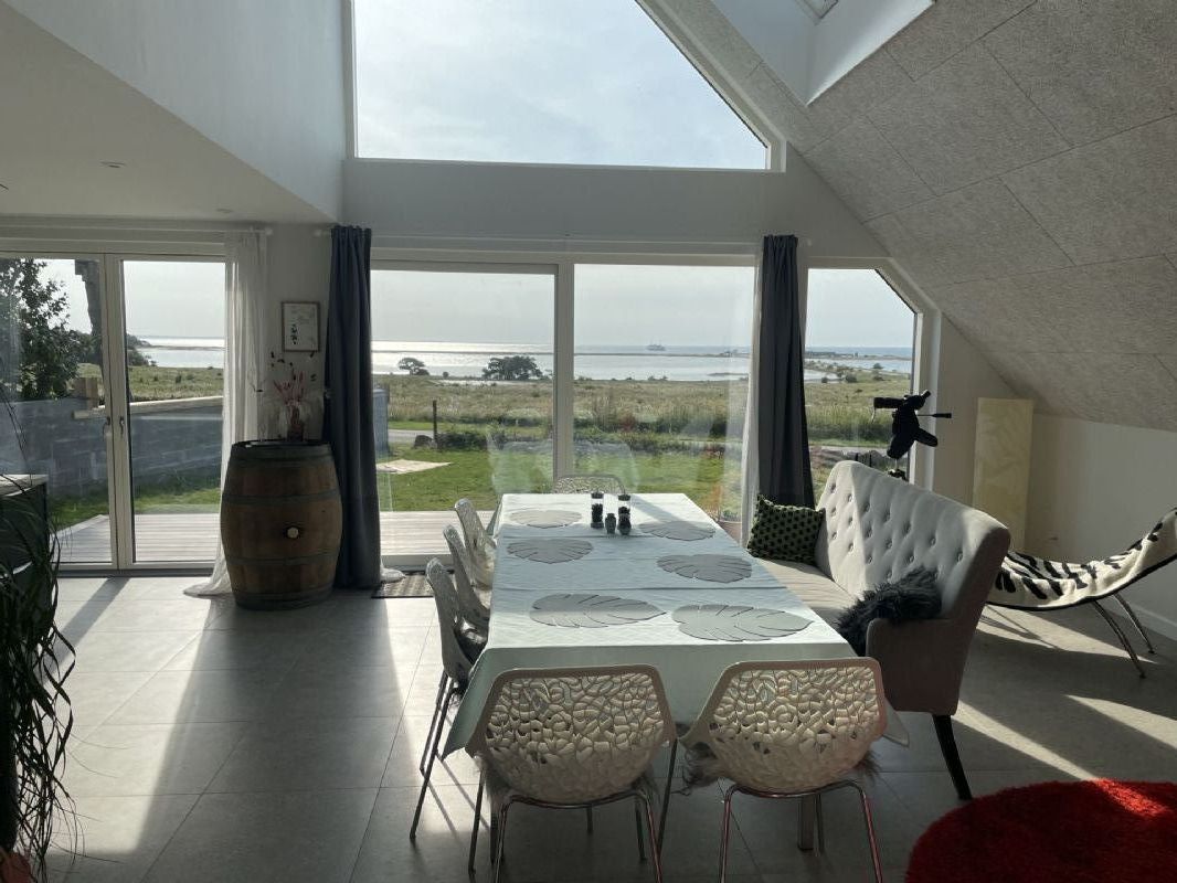 Fantastisches 250 m2 groes, neu renoviertes Luxus-Ferienhaus mit 180-Grad-Meerblick
